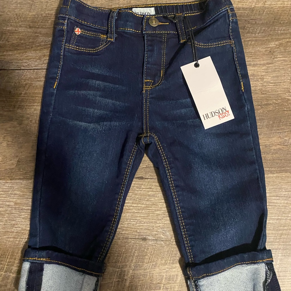 Hudson brand Capri jeans